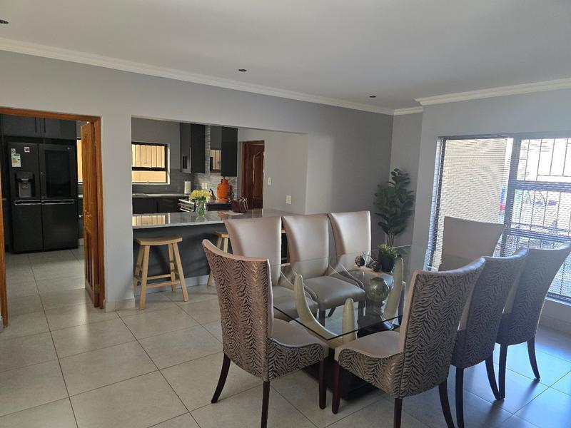 To Let 4 Bedroom Property for Rent in Vaalpark Free State